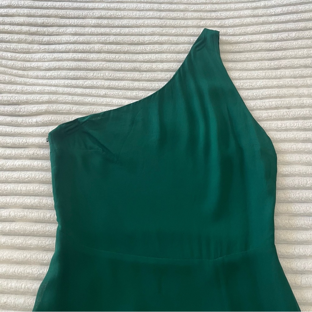 Reformation Evelyn Dress in Forest - Picture 9 of 16